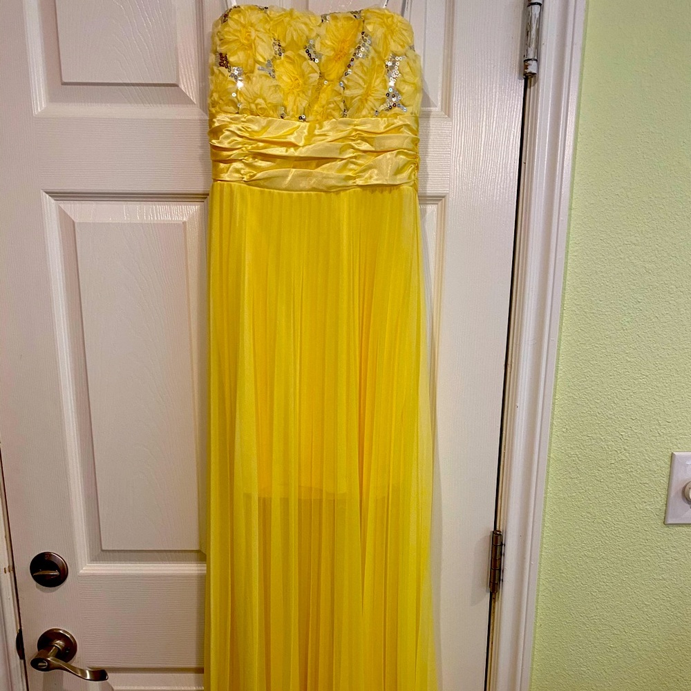 Junior Dress